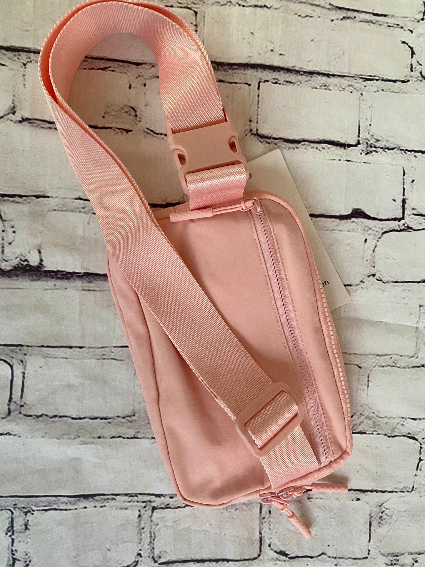 Light Pink 🍋 Belt bag