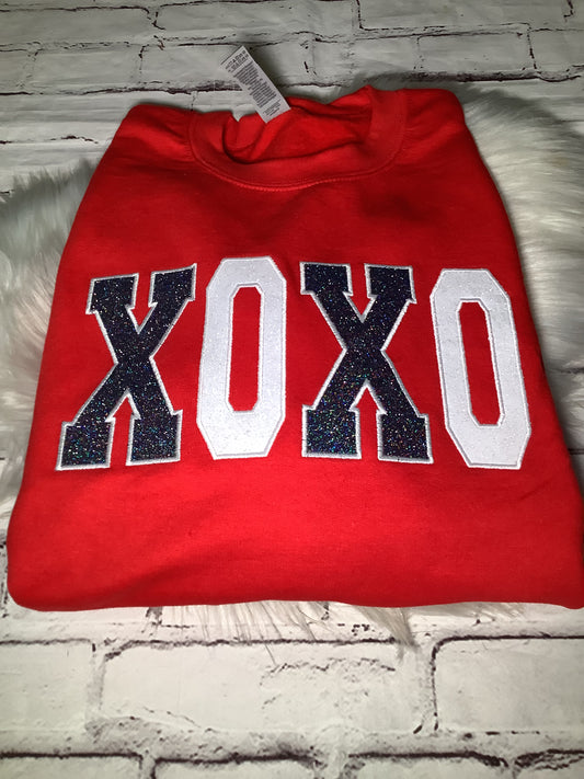 XOXO Embroidered Crewneck with Side Bows